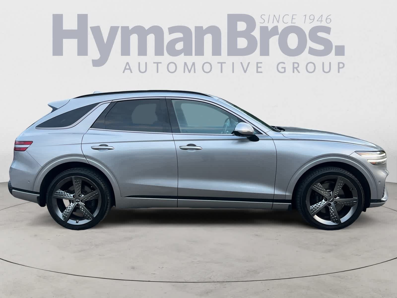 Used 2023 Genesis GV70 2.5T w/ Sport Prestige Package AWD/4WD image 2
