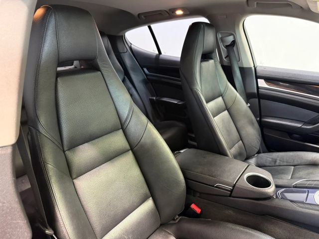Used 2014 Porsche Panamera 4 AWD/4WD image 24
