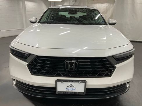 Used 2024 Honda Accord EX image 3