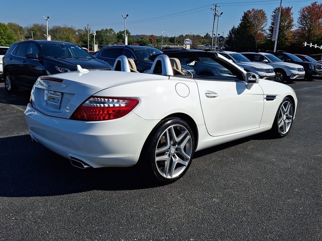 Used 2014 Mercedes-Benz SLK 350 image 8