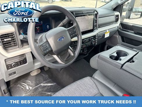 New 2026 Ford F250 XLT w/ XLT Premium Package AWD/4WD image 13