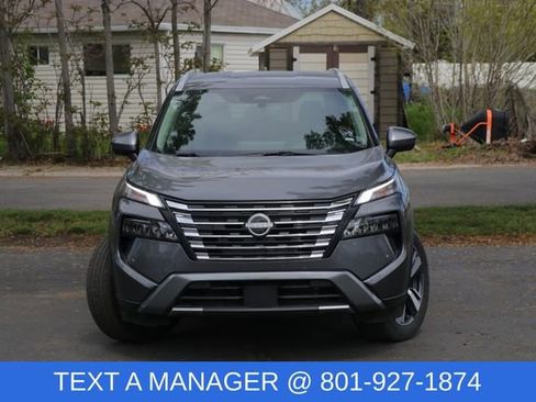 Used 2026 Nissan Rogue SL AWD/4WD image 2