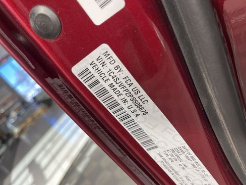 Used 2023 Jeep Grand Wagoneer Series II w/ Flexible Seating Group image 38