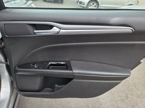 Used 2014 Ford Fusion Titanium FWD image 10