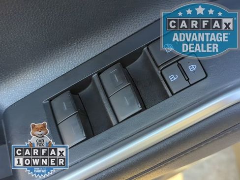 Used 2024 Toyota Highlander LE image 13