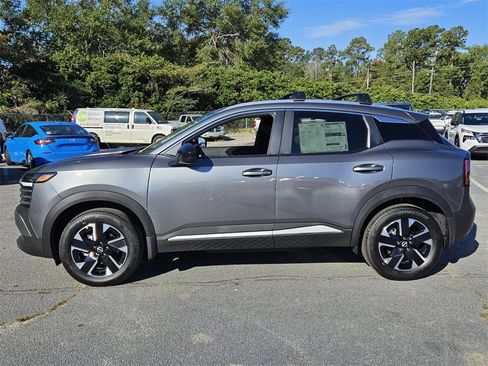 New 2026 Nissan Kicks SV w/ SV Premium Package image 2