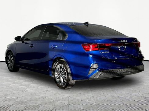 Used 2023 Kia Forte LXS FWD image 4