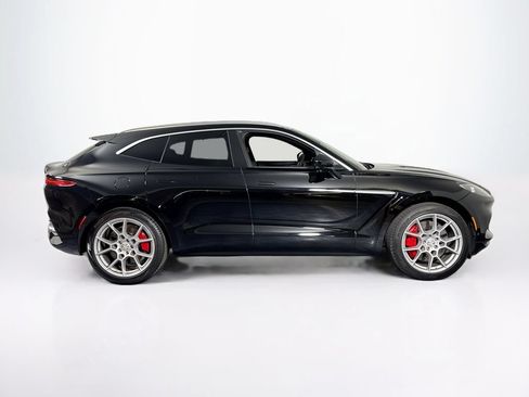 Used 2024 Aston Martin DBX AWD/4WD image 6