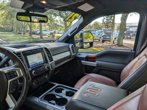 Used 2021 Ford F250 King Ranch image 18