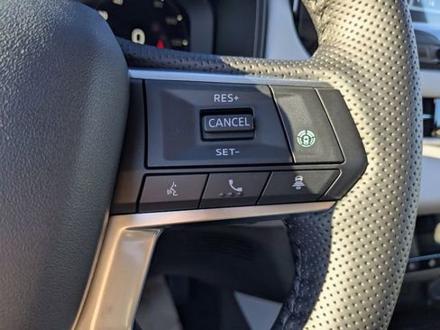 New 2026 Mitsubishi Outlander SE image 33