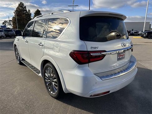 Used 2019 INFINITI QX80 Luxe w/ 22" Wheel Package image 6