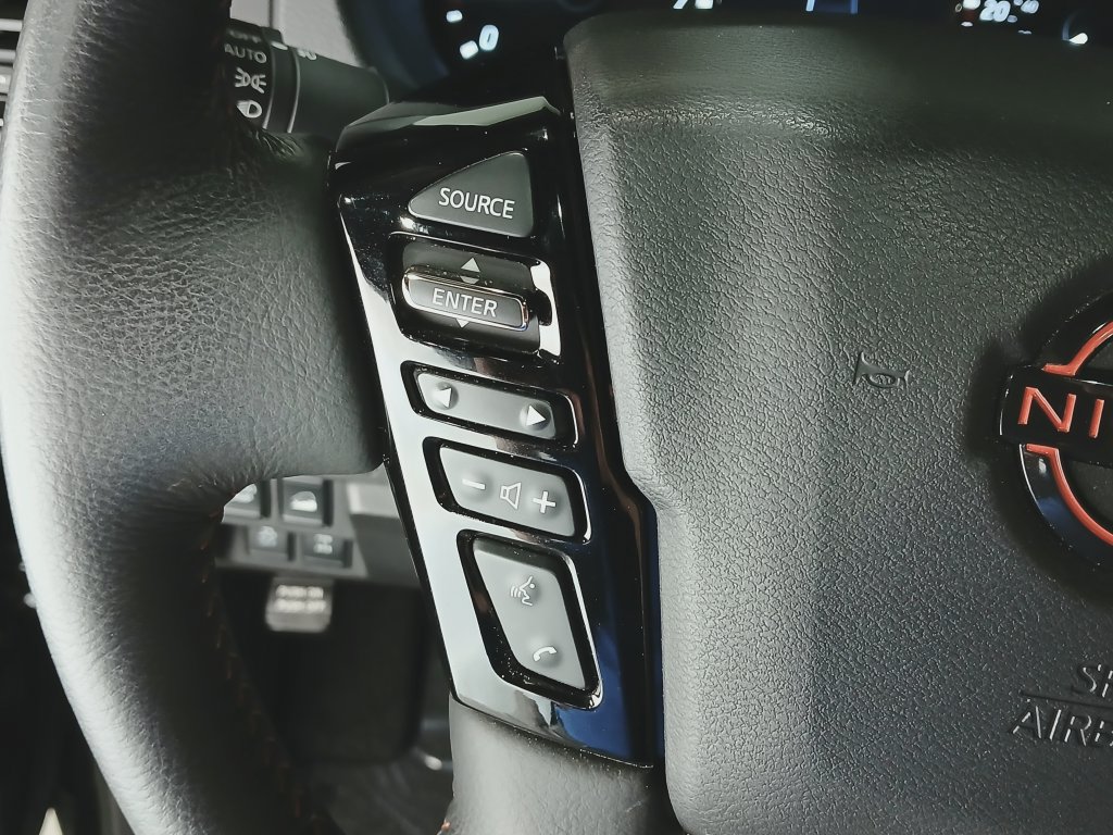 Used 2024 Nissan Frontier PRO-4X w/ Pro Premium Package AWD/4WD image 28