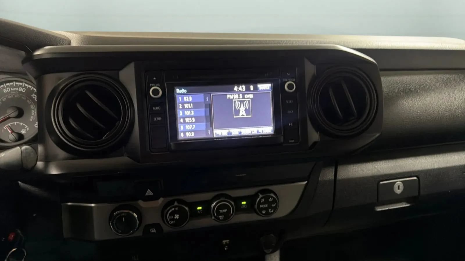 Used 2019 Toyota Tacoma SR w/ SR Convenience Package AWD/4WD image 13