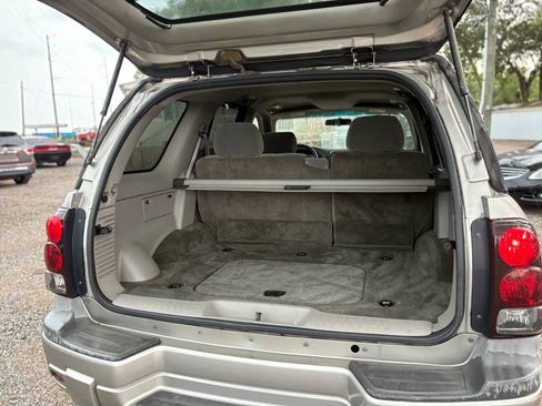 Used 2002 Chevrolet TrailBlazer LS w/ Preferred Equipment Group image 8