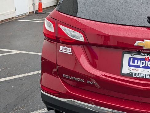 Used 2018 Chevrolet Equinox Premier FWD image 6