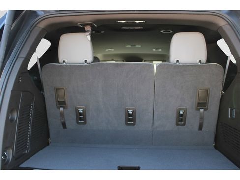 Used 2021 GMC Yukon SLT image 25