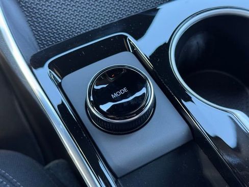 New 2026 Chevrolet Equinox LT w/ Safety and Technology Package AWD/4WD image 16