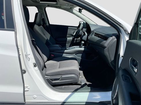 Used 2022 Honda HR-V EX image 27