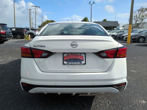 New 2025 Nissan Altima 2.5 S image 5