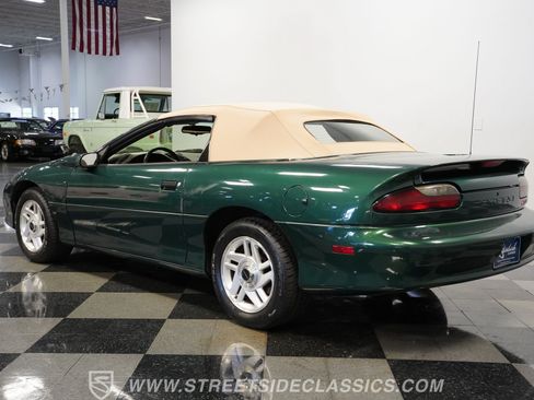 Used 1995 Chevrolet Camaro Z28 RWD image 10