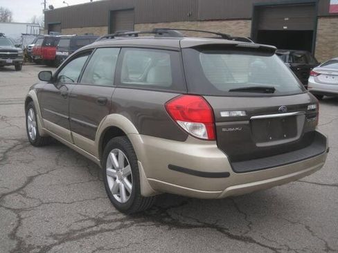 Used 2008 Subaru Outback 2.5i L.L. Bean image 7