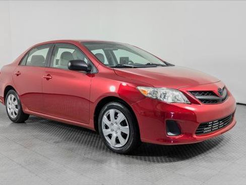 Used 2012 Toyota Corolla LE FWD image 8