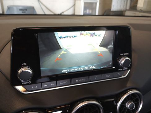 Used 2024 Nissan Sentra S image 18