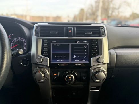 Certified 2021 Toyota 4Runner SR5 image 28