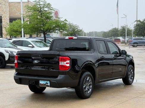 Used 2025 Ford Maverick XLT w/ Equipment Group 302A AWD/4WD image 3