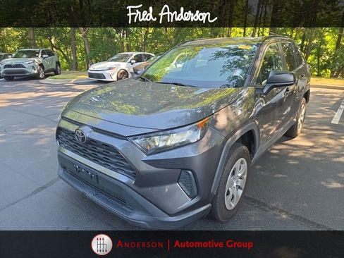 Used 2021 Toyota RAV4 LE AWD/4WD image 13