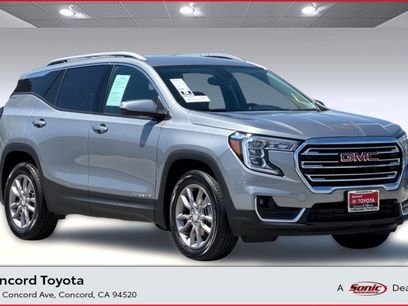 Used 2024 GMC Terrain SLT