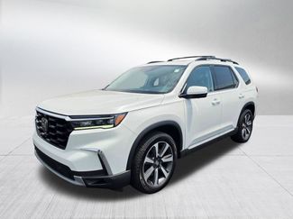 Used 2025 Honda Pilot Elite 360° Tour