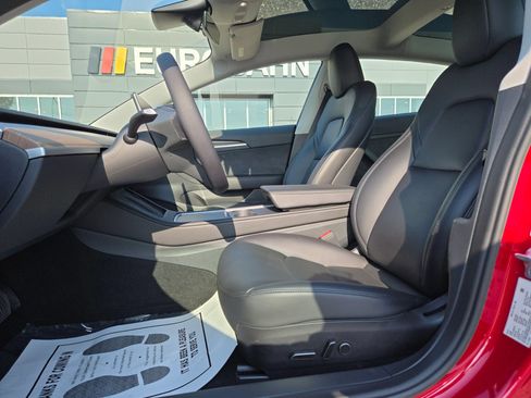 Used 2023 Tesla Model 3 Standard Range RWD image 8