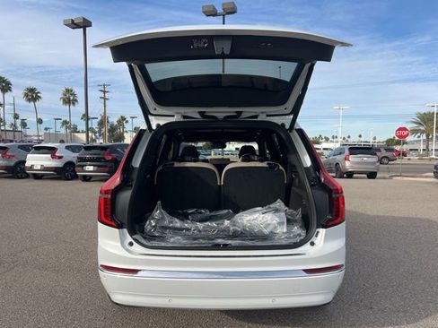 New 2026 Volvo XC90 T8 Plus w/ Protection Package Premier image 27