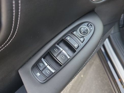 Used 2023 INFINITI QX55 Sensory w/ Lighting Package AWD/4WD image 15