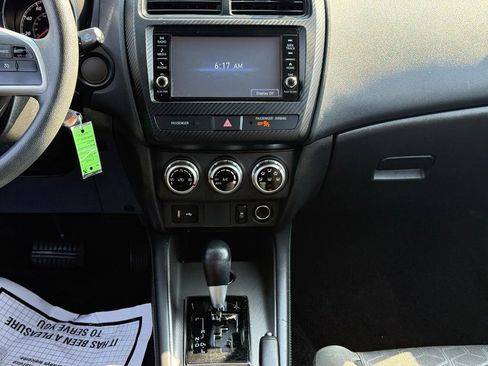 Used 2023 Mitsubishi Outlander Sport AWD image 16