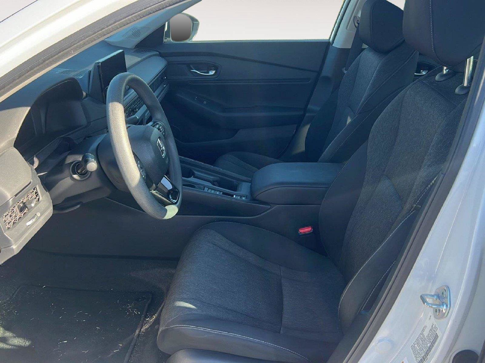 Used 2024 Honda Accord EX image 10