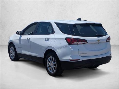 Used 2023 Chevrolet Equinox LS FWD image 7