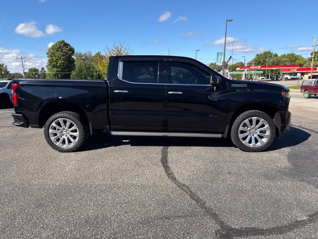 Used 2020 Chevrolet Silverado 1500 High Country w/ Technology Package AWD/4WD image 6
