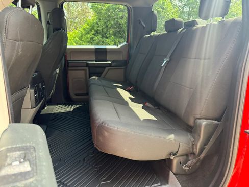 Used 2019 Ford F150 XL w/ Equipment Group 101A Mid AWD/4WD image 14