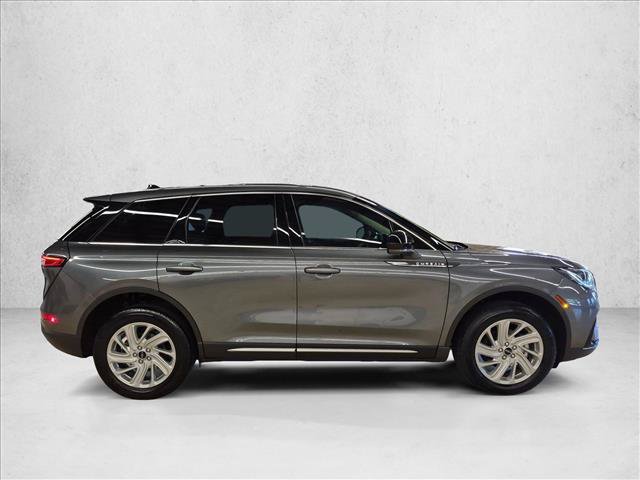 Used 2023 Lincoln Corsair FWD image 4