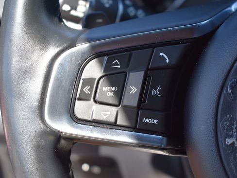 Used 2017 Jaguar XF S image 14