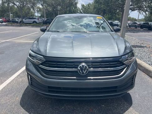 Used 2024 Volkswagen Jetta Sport FWD image 2