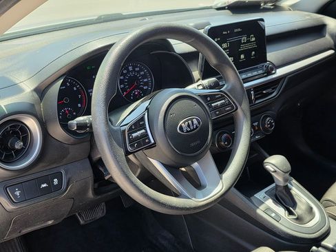 Used 2021 Kia Forte LXS image 19