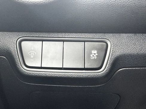 Used 2022 Kia Forte LXS FWD image 23