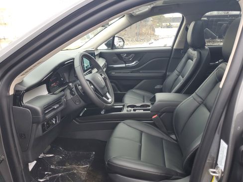 New 2026 Lincoln Corsair Premiere image 12