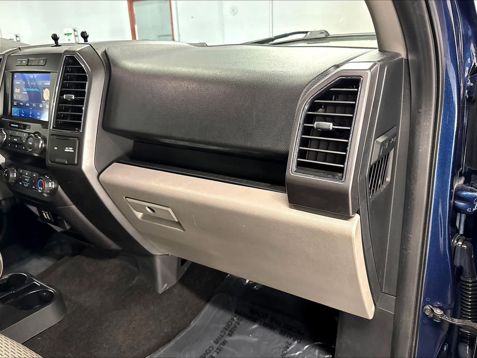 Used 2019 Ford F150 XLT w/ Equipment Group 302A Luxury AWD/4WD image 19