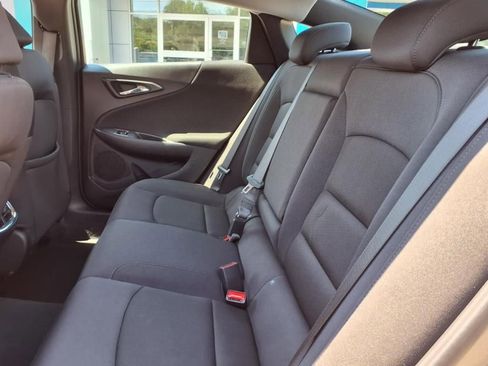 Used 2023 Chevrolet Malibu LT image 28