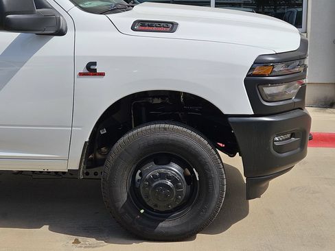 New 2026 RAM 3500 Tradesman AWD/4WD image 6