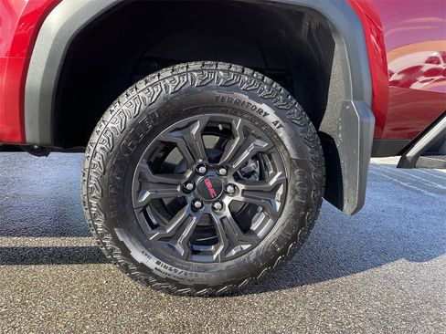 Used 2025 GMC Canyon Elevation w/ Convenience Package image 10